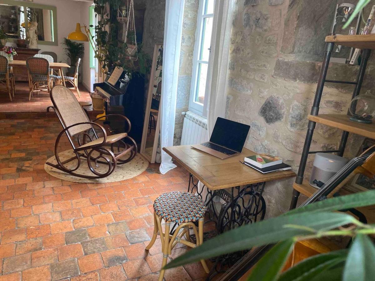 Villa Grande Maison A Semur En Plein Coeur Historique Exterior foto