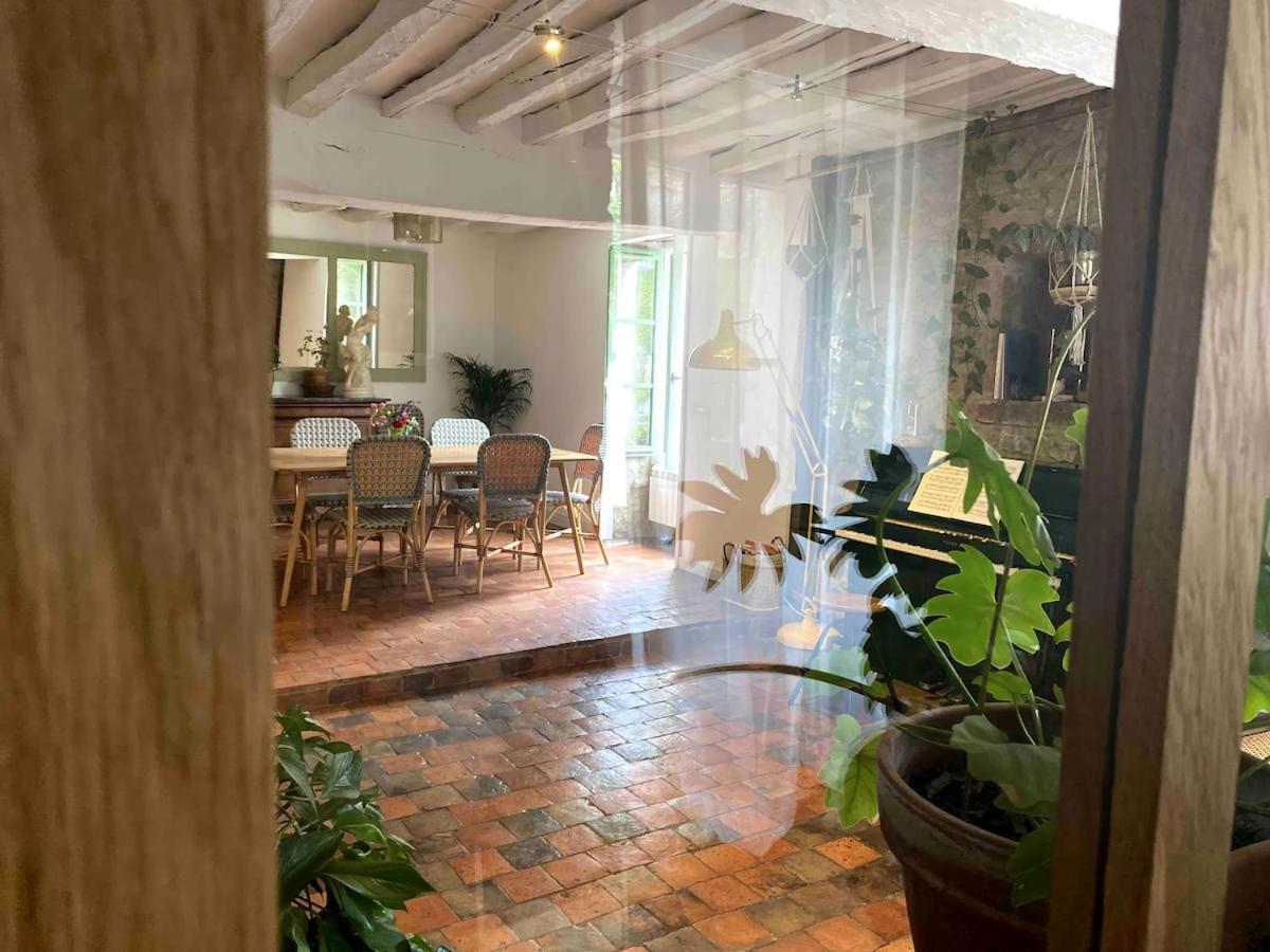 Villa Grande Maison A Semur En Plein Coeur Historique Exterior foto